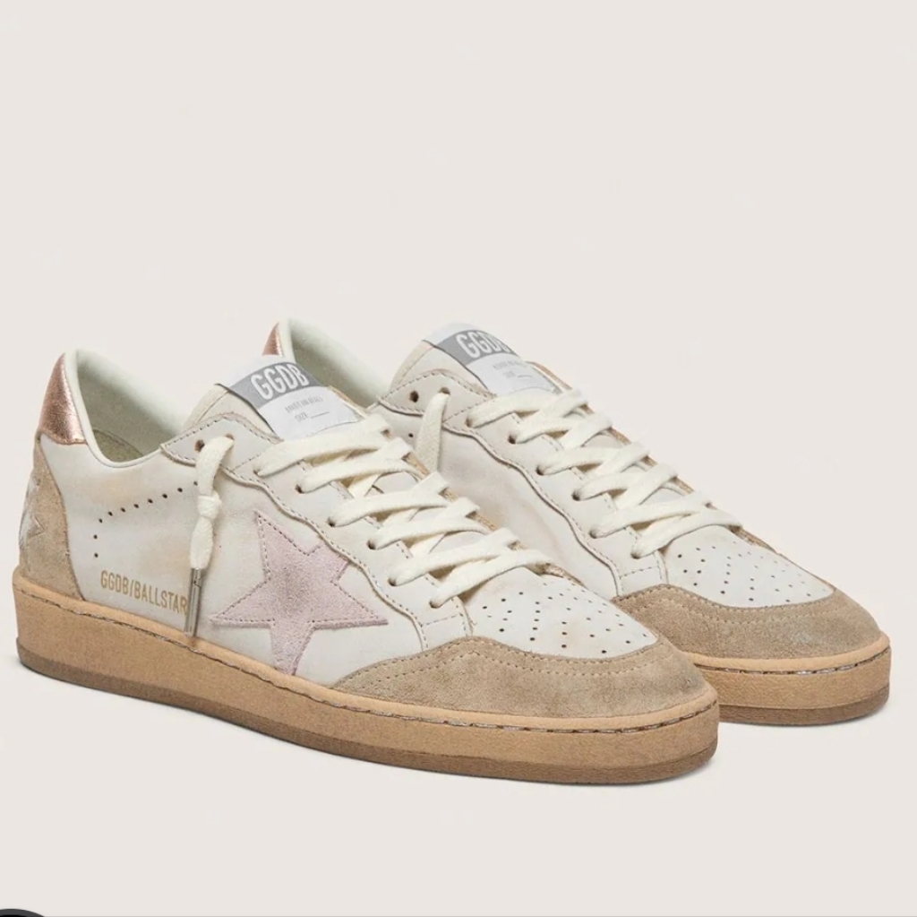 Golden Goose Cream And Pink Star Sneakers